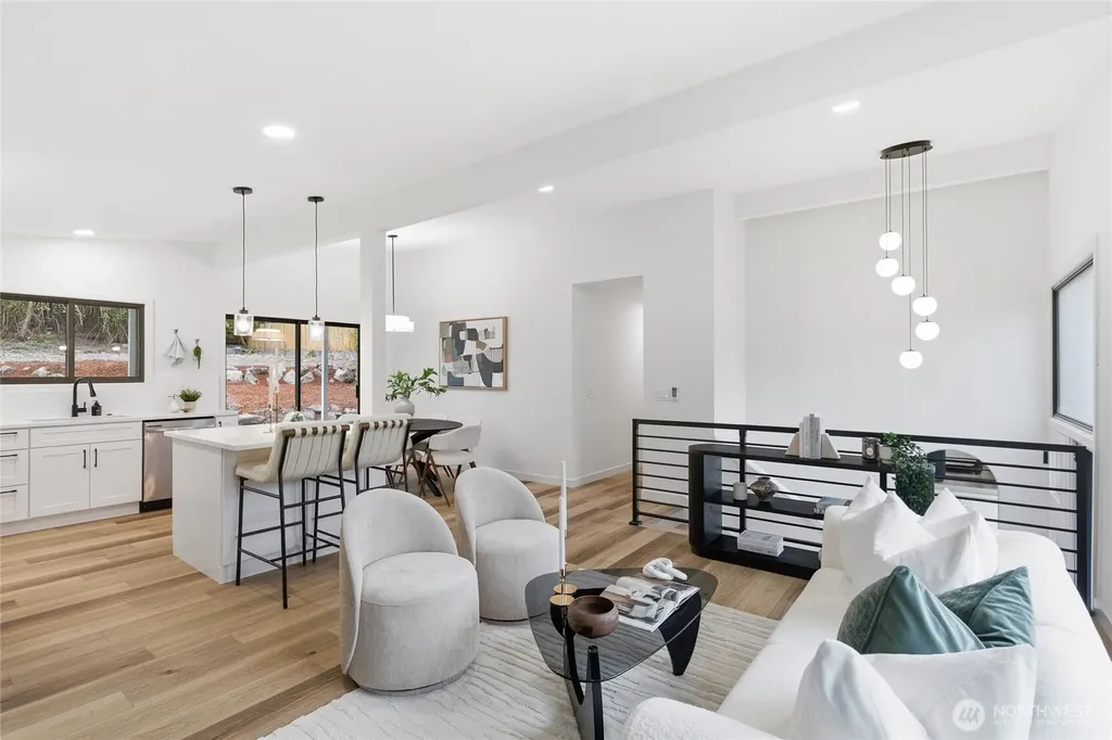 11255 Roseberg Avenue S Seattle WA 98168