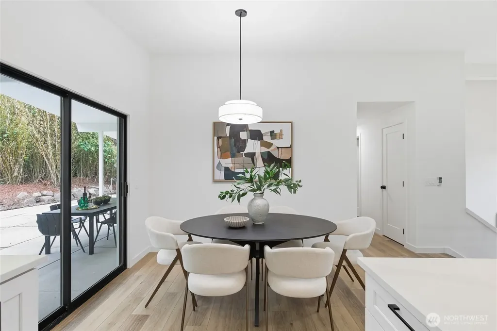11255 Roseberg Avenue S Seattle WA 98168