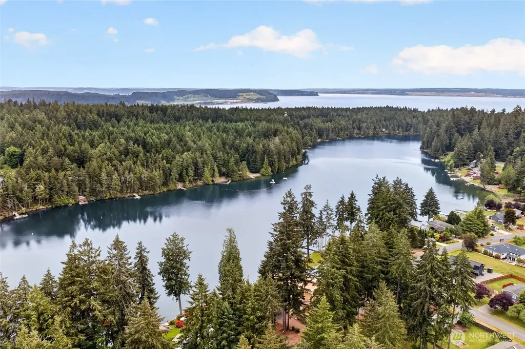 10303 Matthews Avenue Anderson Island WA 98303