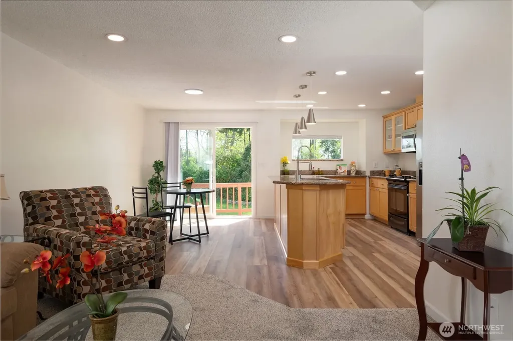 33717 40th Court SW Federal Way WA 98023