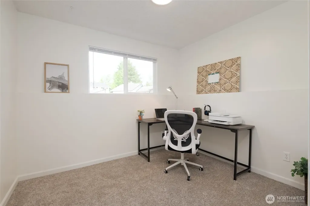 33717 40th Court SW Federal Way WA 98023