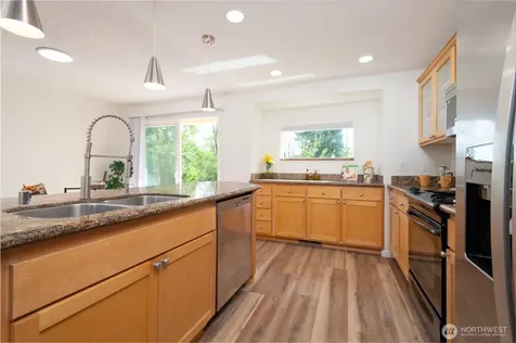 33717 40th Court SW Federal Way WA 98023