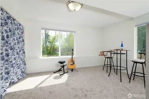 33717 40th Court SW Federal Way WA 98023