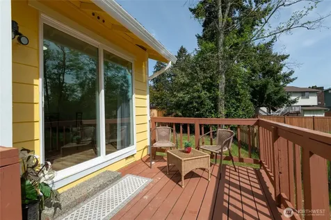 33717 40th Court SW Federal Way WA 98023