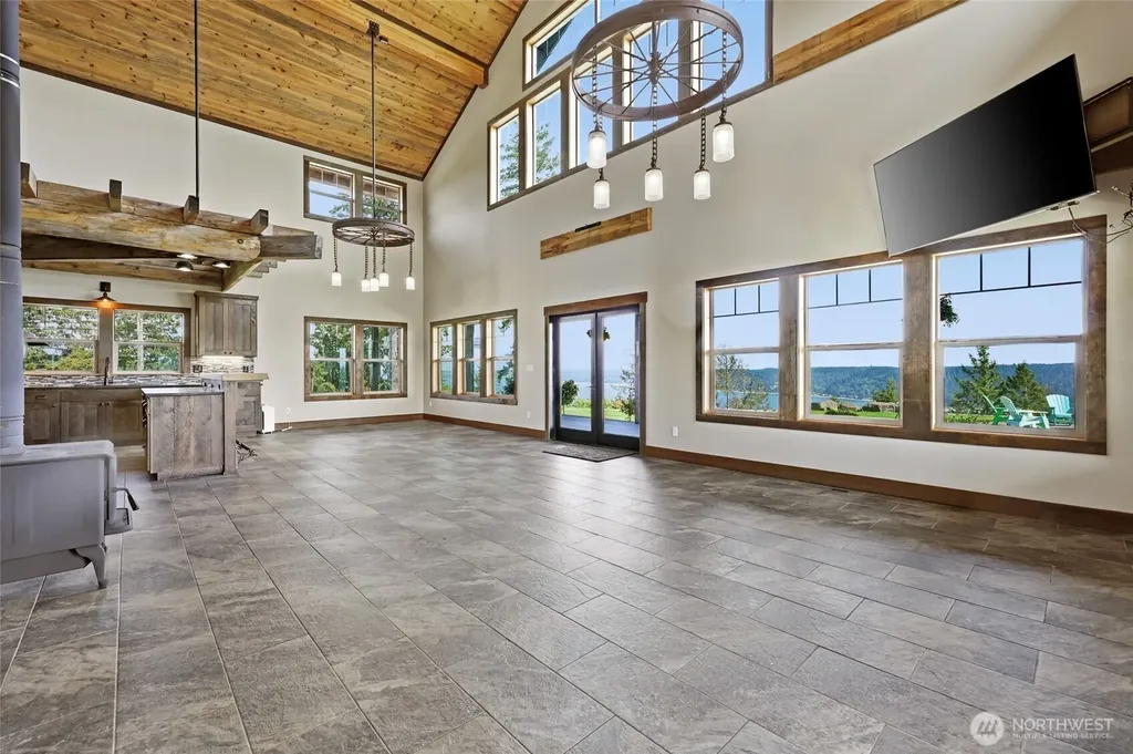 161 NE Belfair View Road Belfair WA 98528