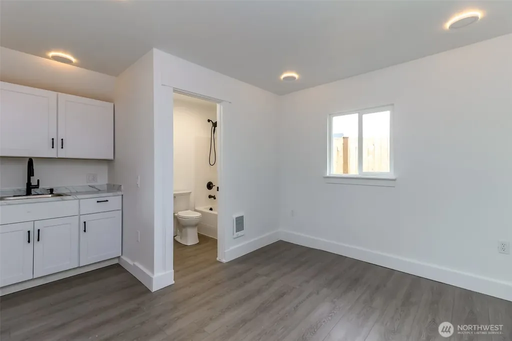 161 Coal Avenue Carbonado WA 98323