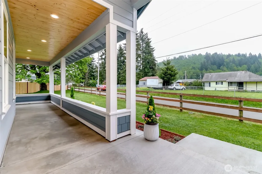 161 Coal Avenue Carbonado WA 98323