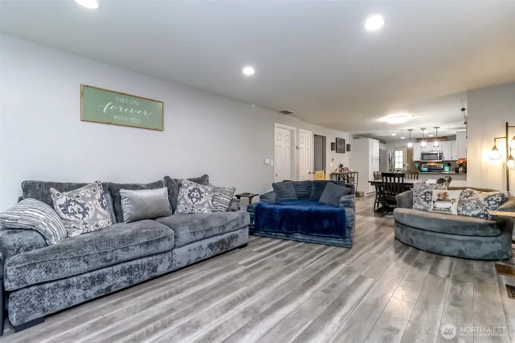 15120 108th Avenue E Puyallup WA 98374