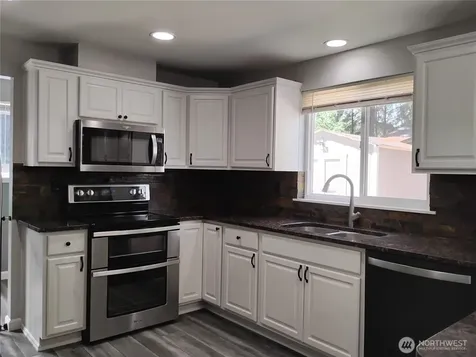 15120 108th Avenue E Puyallup WA 98374