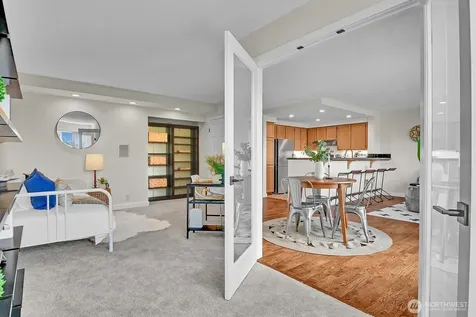 3420 Burke Avenue N Seattle WA 98103