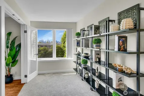 3420 Burke Avenue N Seattle WA 98103