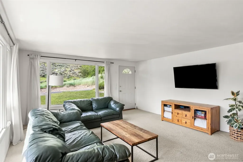 1216 Crawford Avenue Wenatchee WA 98801