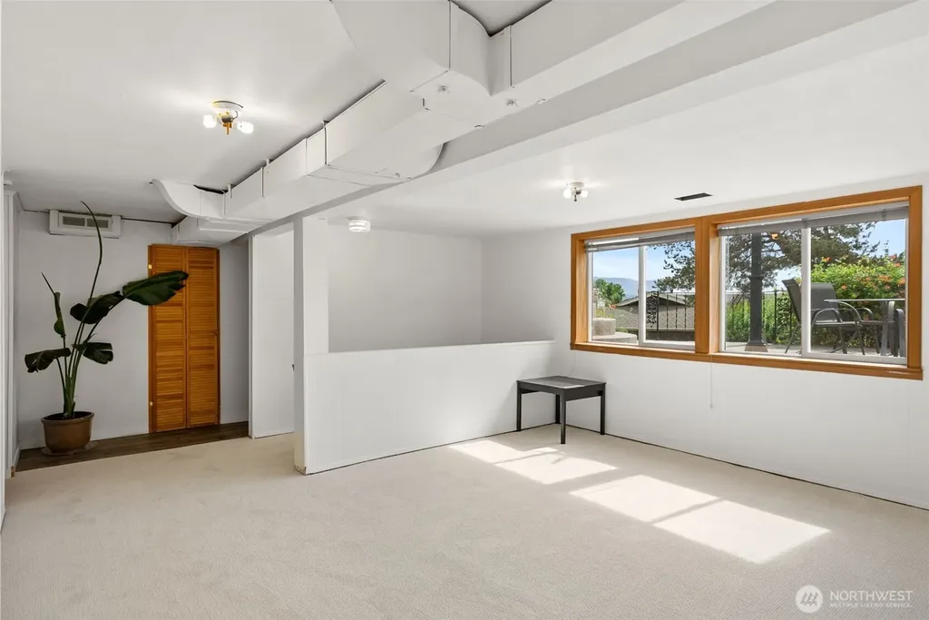 1216 Crawford Avenue Wenatchee WA 98801