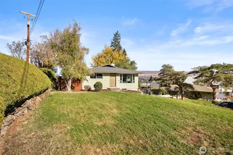 1216 Crawford Avenue Wenatchee WA 98801