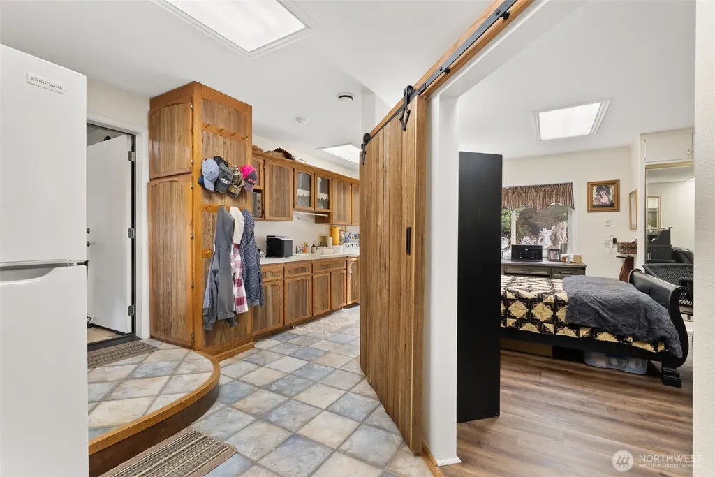 65 Wilderness Road Oakville WA 98568