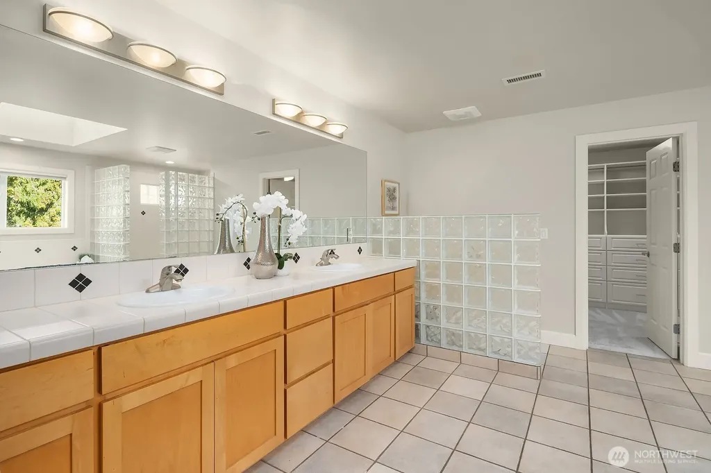 20522 NE 23rd Court Sammamish WA 98074