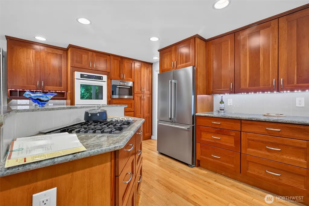 3315 129th Avenue NE Bellevue WA 98005