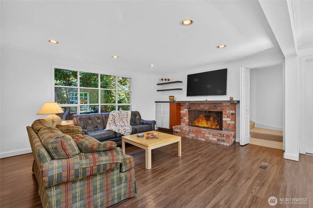 3315 129th Avenue NE Bellevue WA 98005