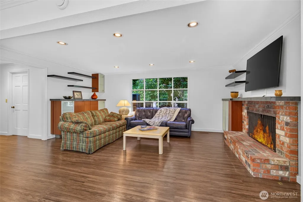 3315 129th Avenue NE Bellevue WA 98005