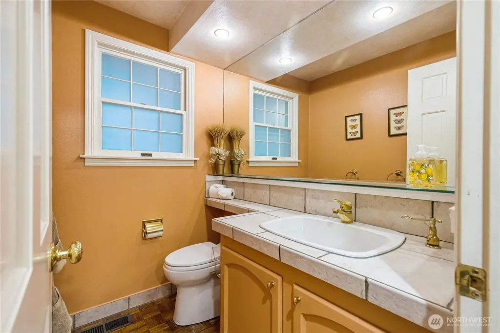 3315 129th Avenue NE Bellevue WA 98005