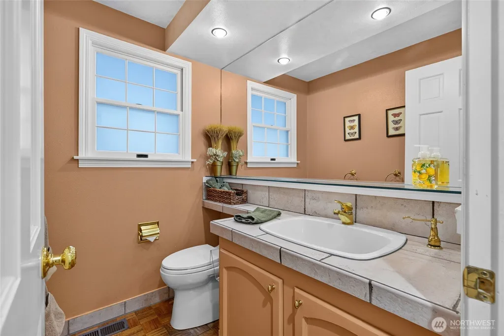 3315 129th Avenue NE Bellevue WA 98005