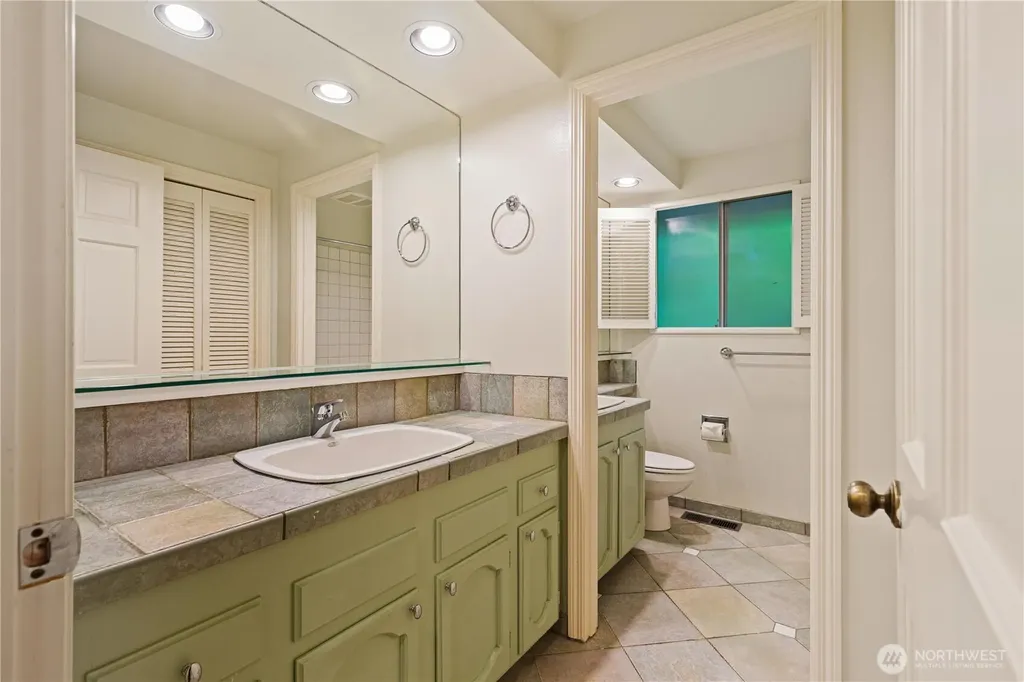 3315 129th Avenue NE Bellevue WA 98005