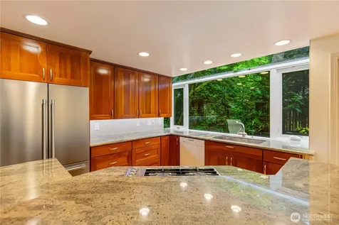 3315 129th Avenue NE Bellevue WA 98005