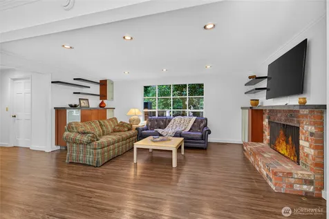 3315 129th Avenue NE Bellevue WA 98005