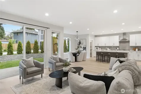 719 Edmonds Way Edmonds WA 98020