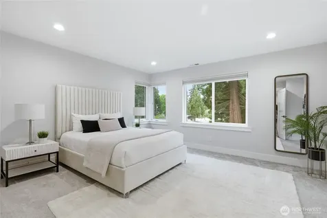719 Edmonds Way Edmonds WA 98020