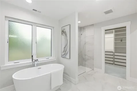 719 Edmonds Way Edmonds WA 98020