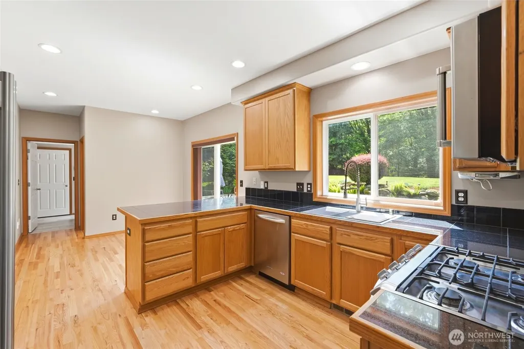 8206 211th Avenue SE Snohomish WA 98290