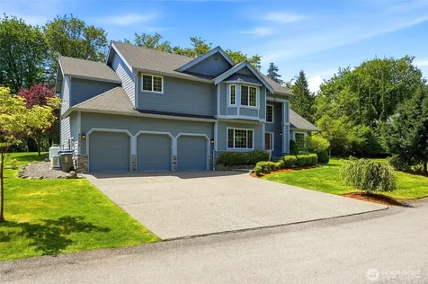 8206 211th Avenue SE Snohomish WA 98290