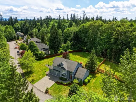 8206 211th Avenue SE Snohomish WA 98290