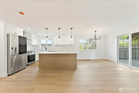 12215 SE 35th Street Bellevue WA 98006