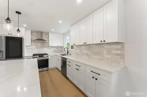 12215 SE 35th Street Bellevue WA 98006