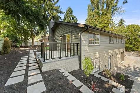 12215 SE 35th Street Bellevue WA 98006