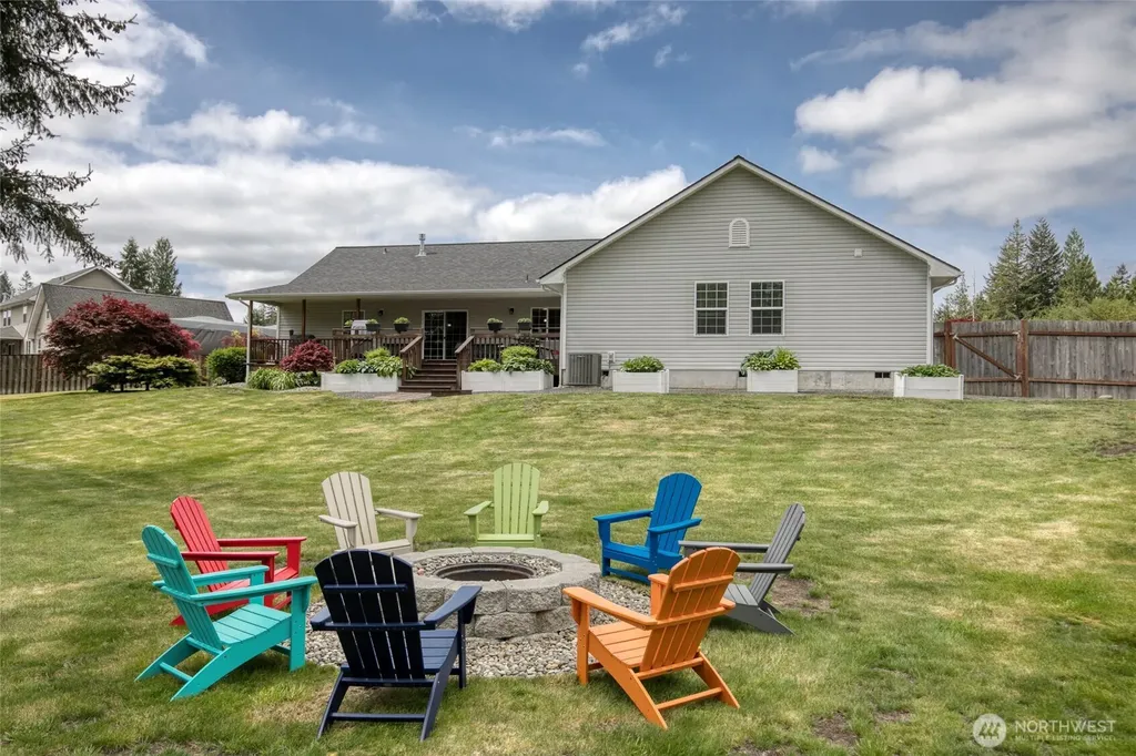 108 Garden Place Elma WA 98541