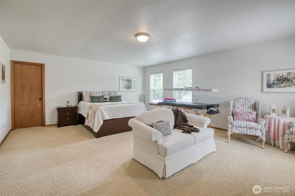 108 Garden Place Elma WA 98541