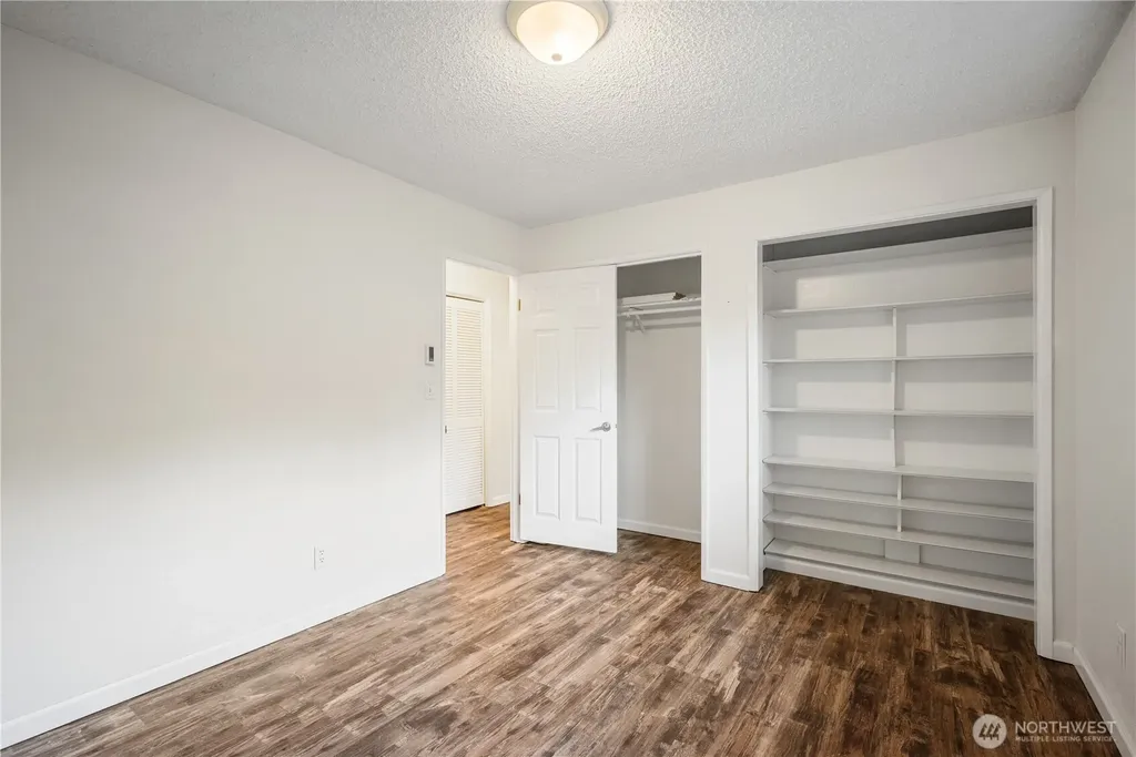 2441 W Lynnwood Drive Longview WA 98632