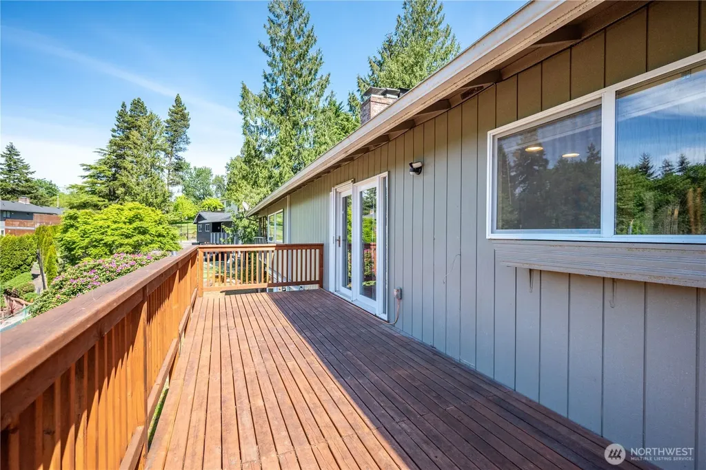 2441 W Lynnwood Drive Longview WA 98632
