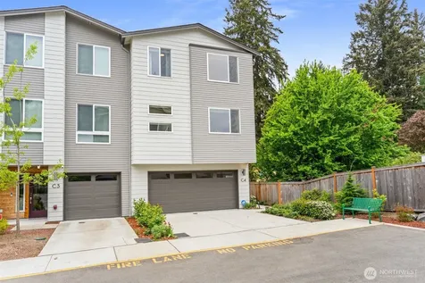 13628 Manor Way Lynnwood WA 98087