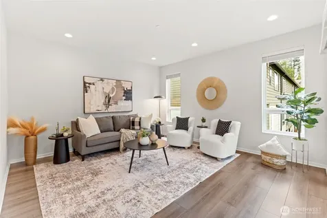 13628 Manor Way Lynnwood WA 98087