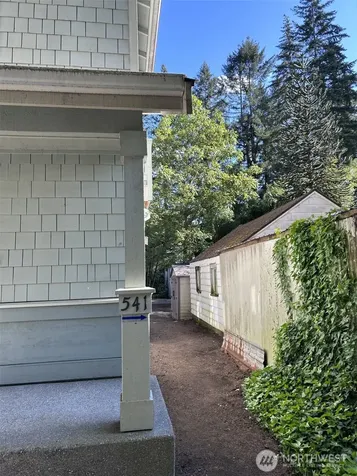 541 NE Alder Street Issaquah WA 98027