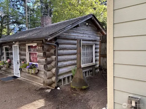541 NE Alder Street Issaquah WA 98027