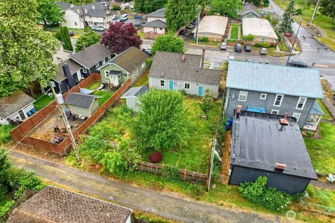 510 4th Ave S Kent WA 98032