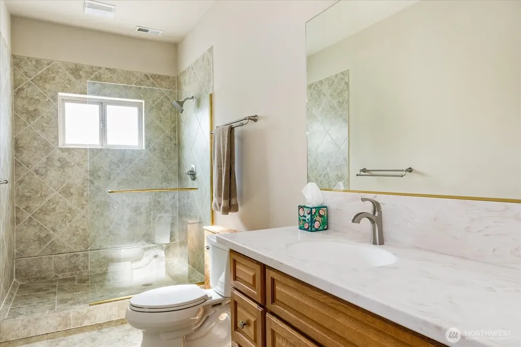 2364 Strawberry Point Road Oak Harbor WA 98277