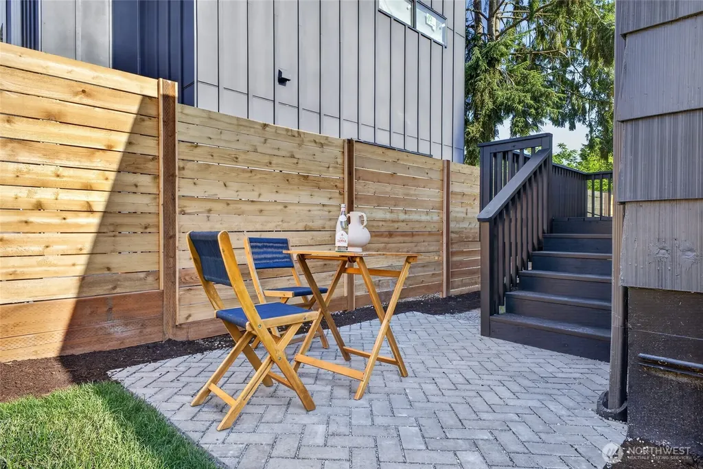 3402 48th Avenue SW Seattle WA 98116