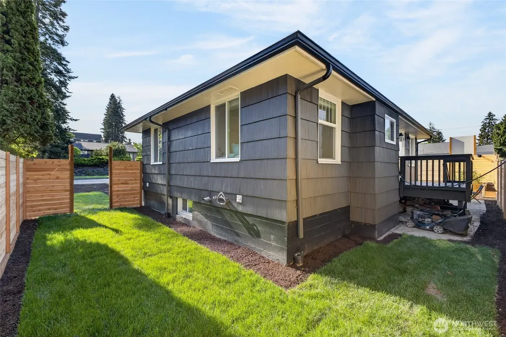 3402 48th Avenue SW Seattle WA 98116