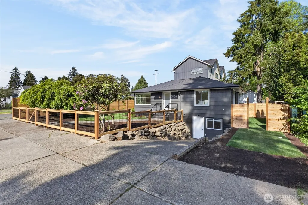 3402 48th Avenue SW Seattle WA 98116